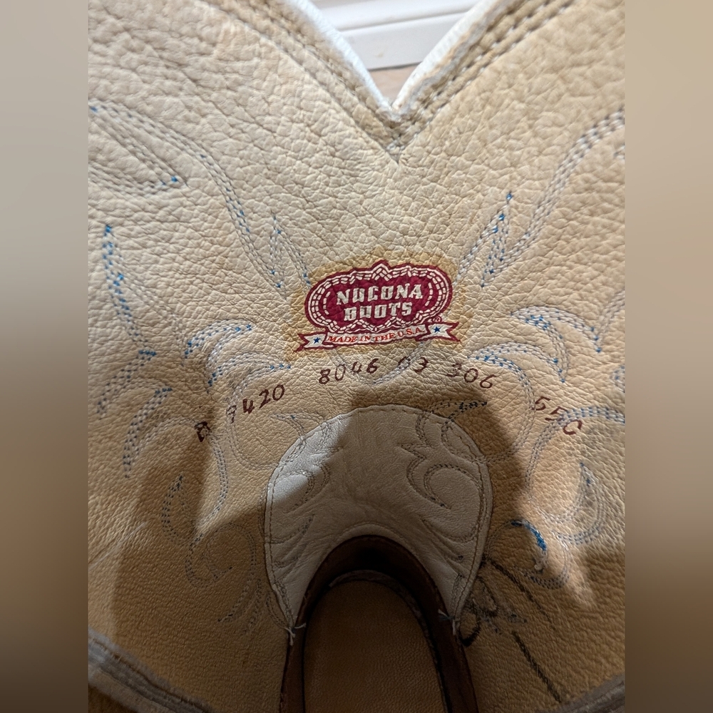 🤠 Vintage Nocona White Leather Cowboy Boots – Made in USA (Women’s 5B) - Picture 9 of 13